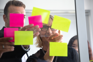 Ontwerpen leerproces met post-it